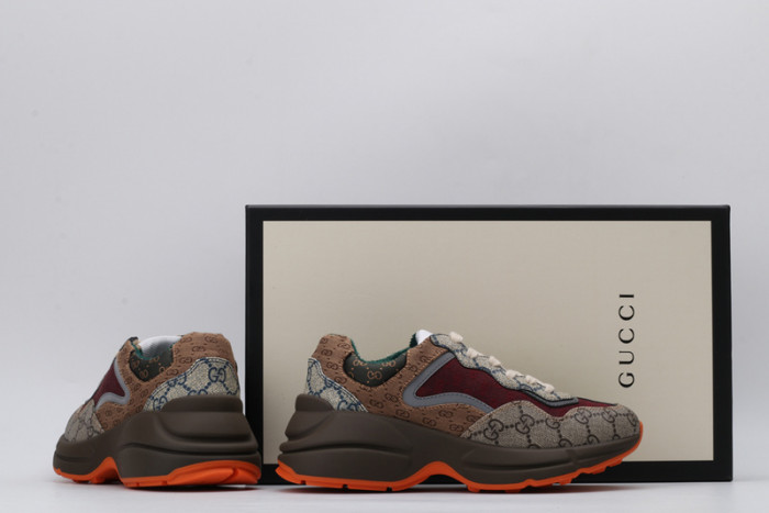 G*u*i* trainer sneaker84