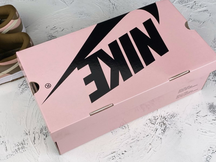 nike dunk sb low stussy cherry 304292-671