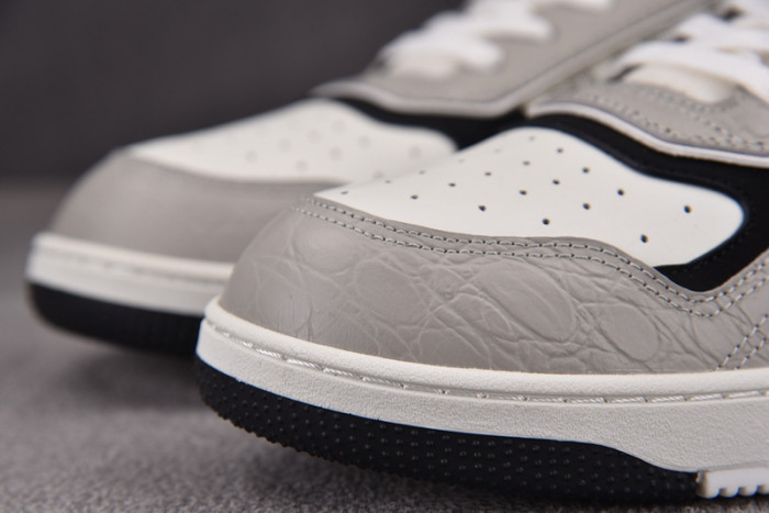 DIO* SNEAKERS B27 T0000-017