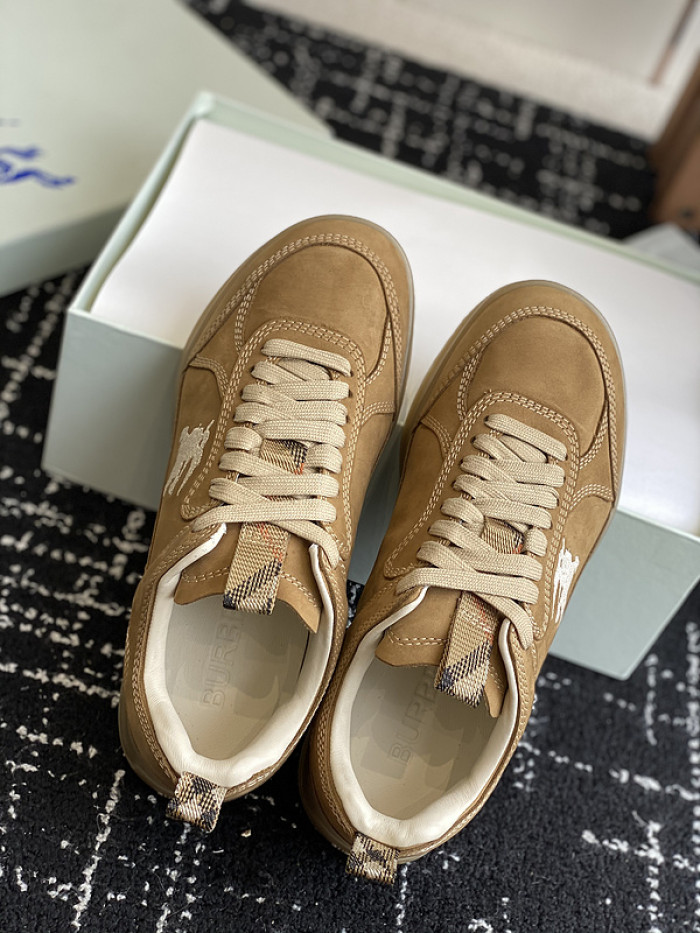 Burber*y sneakers B000018
