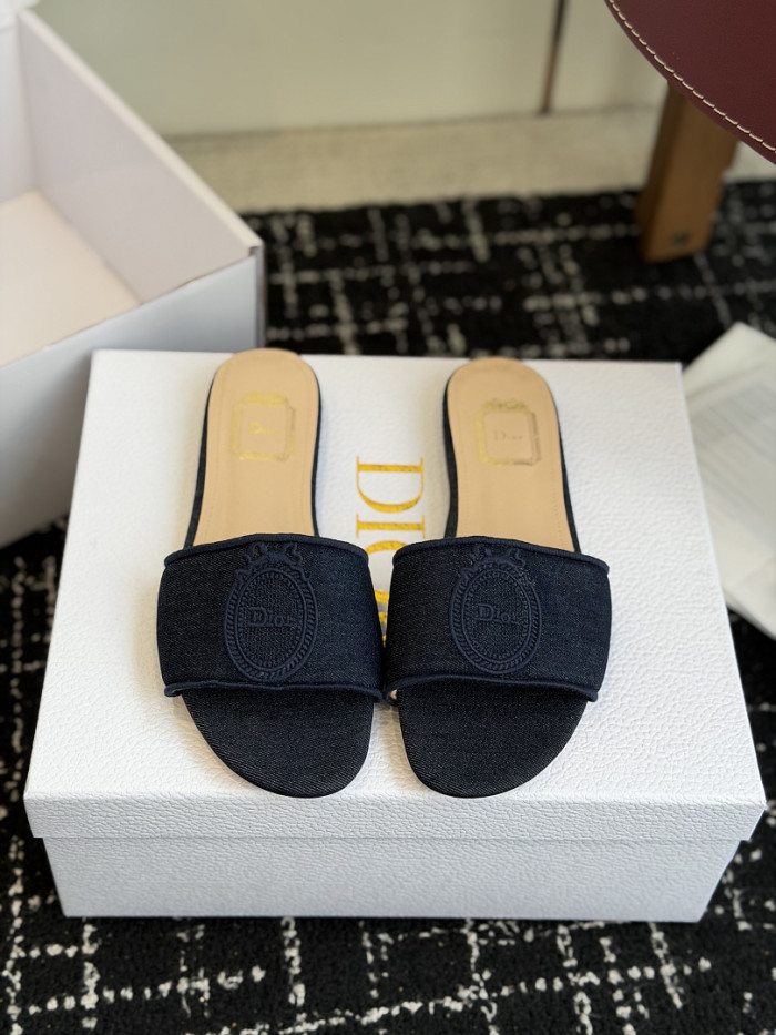 Dio*r sandal 93