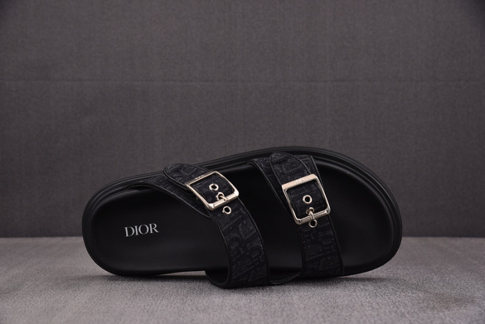 Dio*r sandal 54