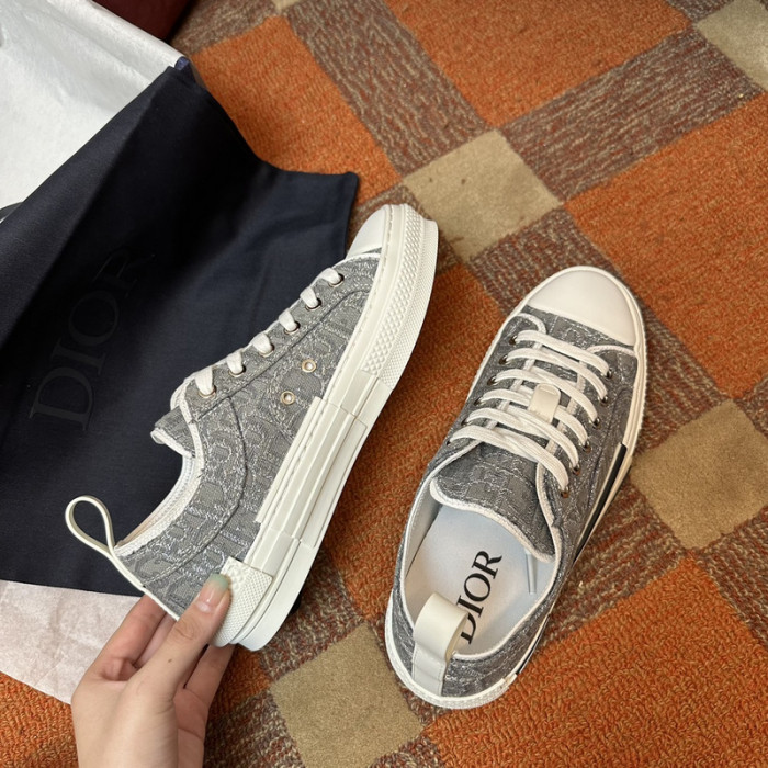 B23 OBLIQUE HIGH top SNEAKERS T00480H082