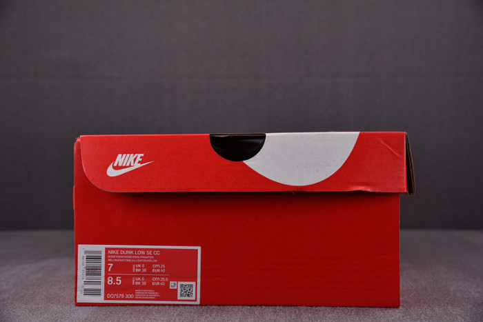 nike dunk low se fleece pack honeydew dq7579-300