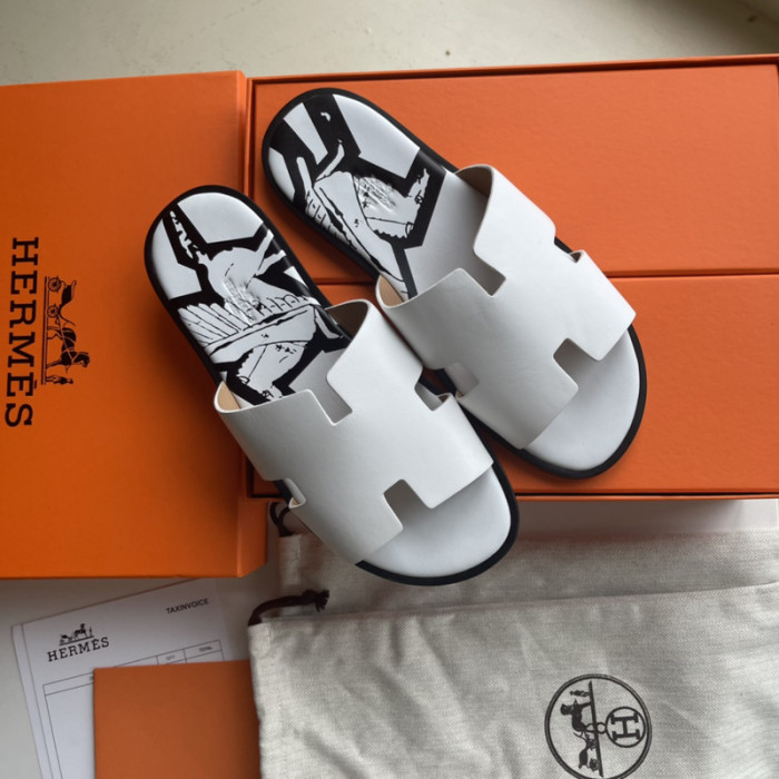 Herme* Sandal70