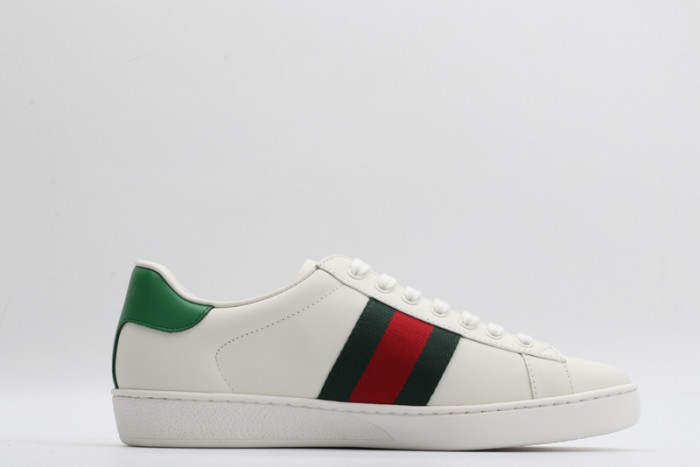 G*u*i* trainer sneaker60