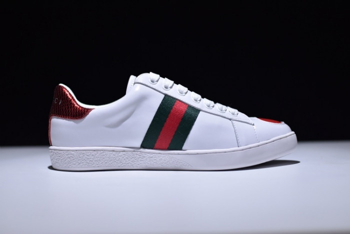 g*u*i ace embroidered low-top sneaker with red heart womens