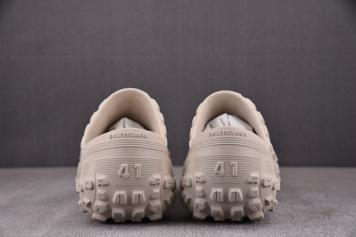 balenciag* sandal 42