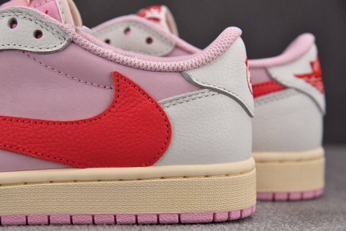 Travis Scott x Air Jordan 1 Low OG 