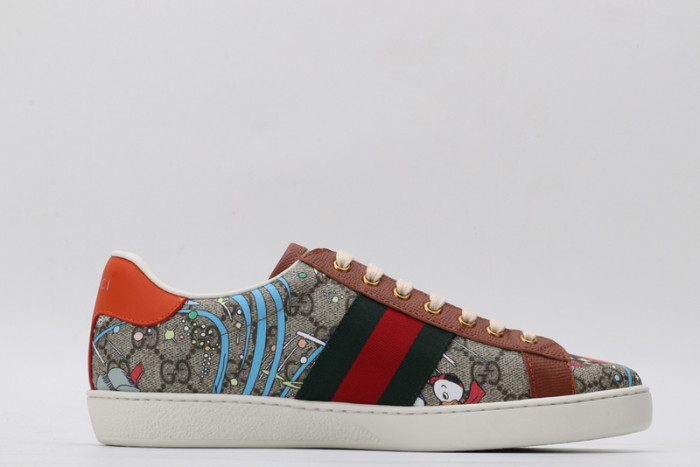 G*u*i* trainer sneaker59