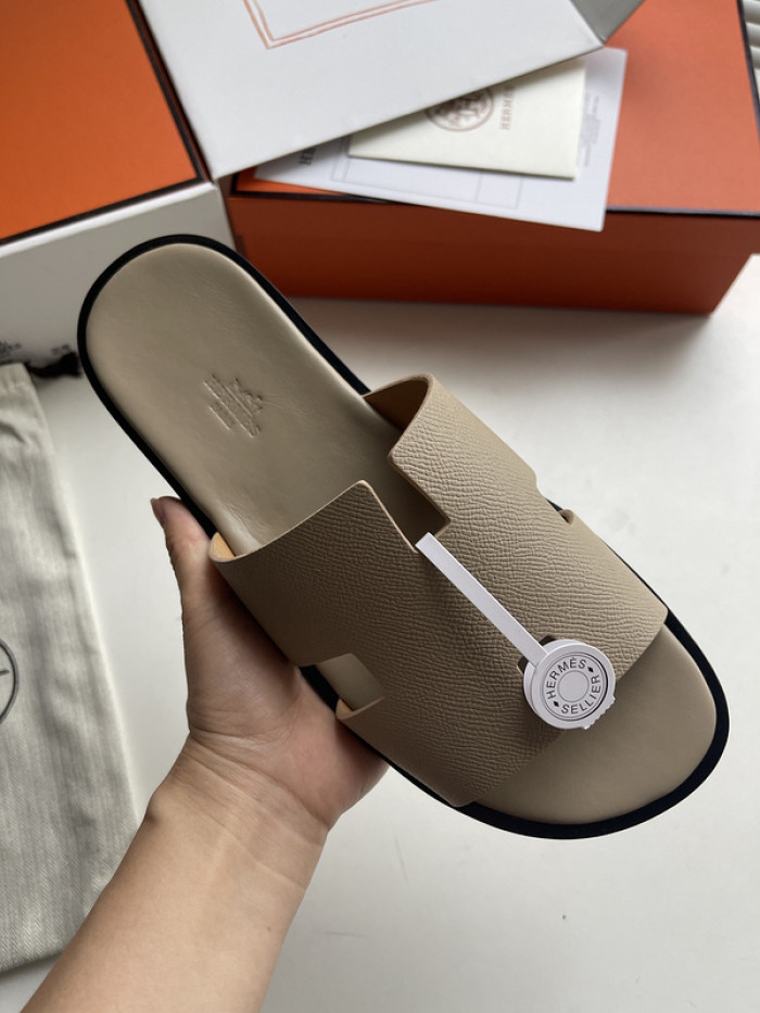 Herme* Sandal77