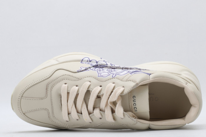 G*u*i* trainer sneaker24
