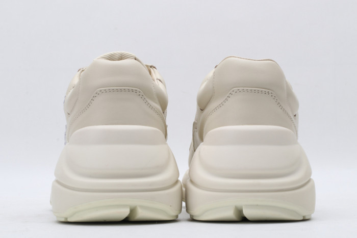 G*u*i* trainer sneaker24