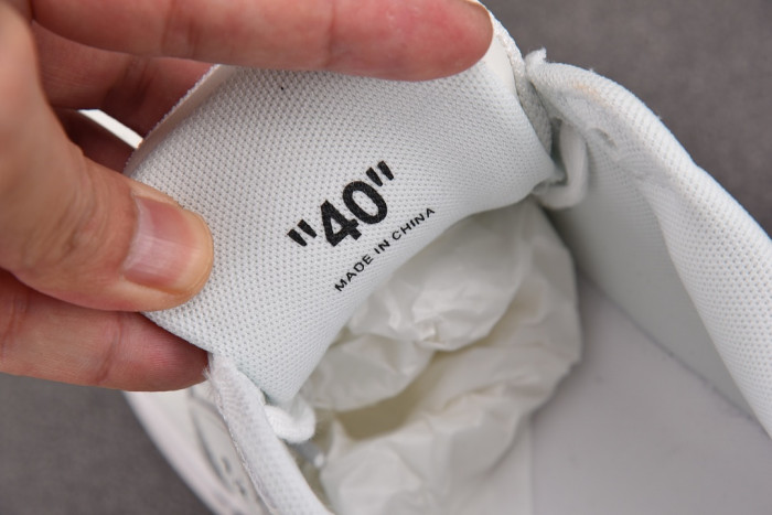 OFW Sneakers OW10057