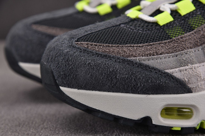 Nike Air Max 95 OG Reverse Gradient Neon HM4738-001