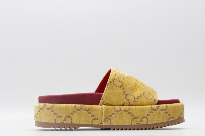 G*u*i* sandal69