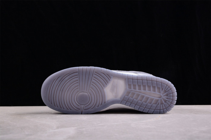 nike dunk low se light carbon fj4188-100