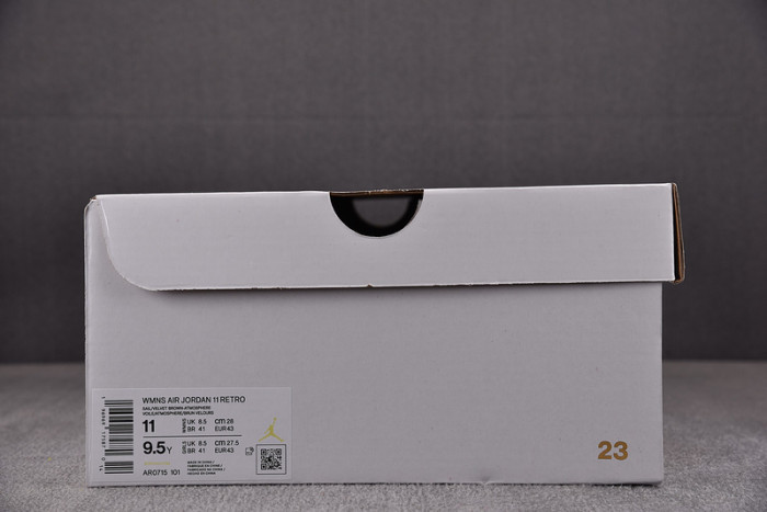 air jordan 11 wmns "neapolitan" ar0715-101