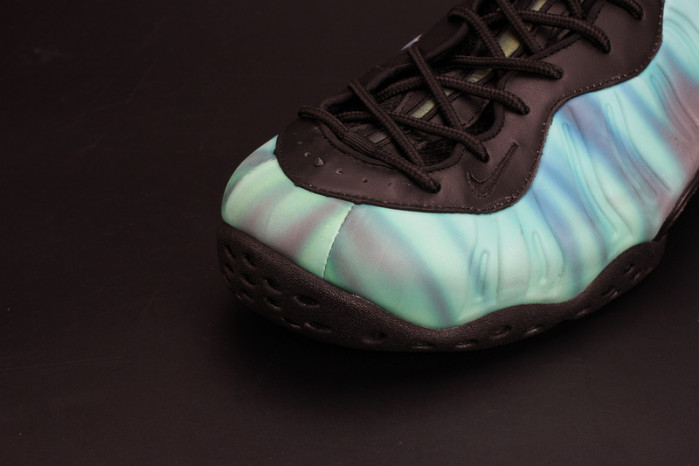 nike air foamposite one “N0*Hern lights” black/green mens 840559-001