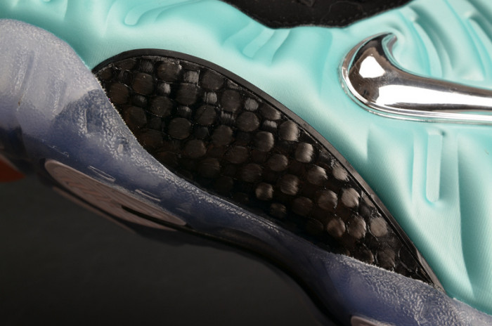 nike air foamposite pro “island green” metallic platinum mens 624041-303