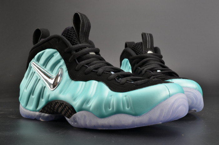 nike air foamposite pro “island green” metallic platinum mens 624041-303