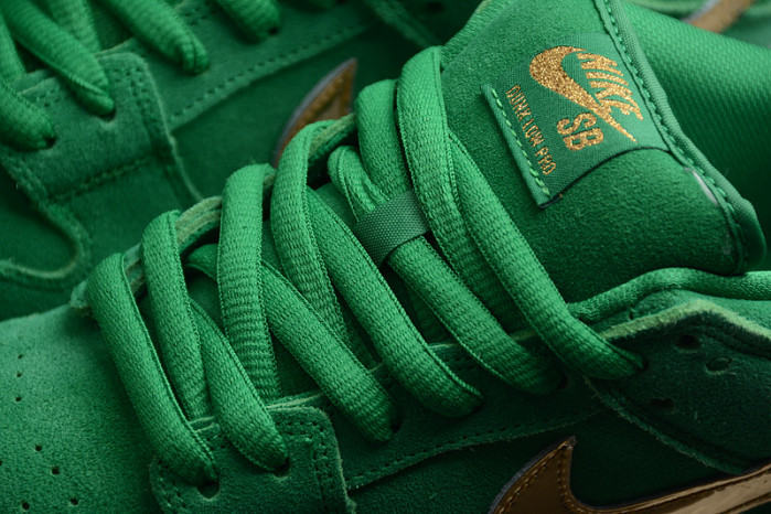 nike sb dunk low st. patrick