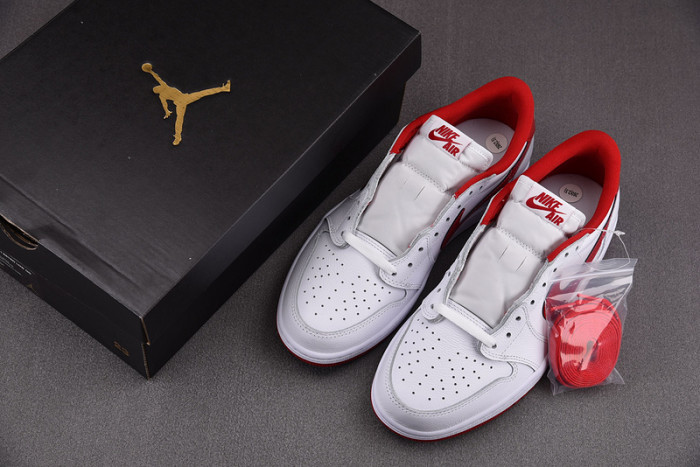 air jordan 1 retro low white varsity red 705329-101