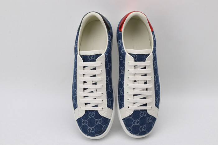 G*u*i* trainer sneaker78