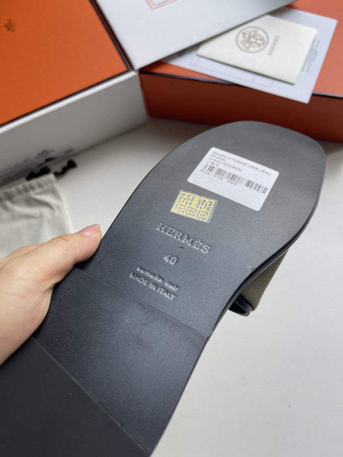 Herme* Sandal72