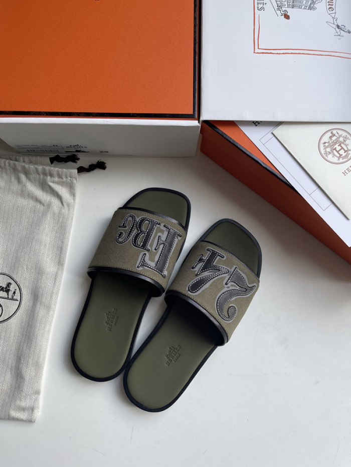 Herme* Sandal72