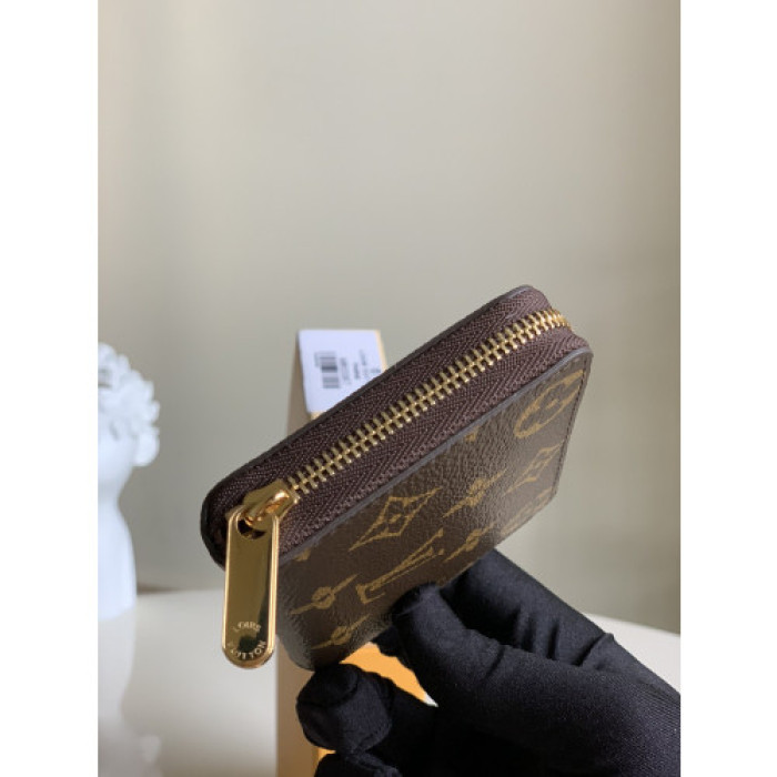 L&V WALLET11