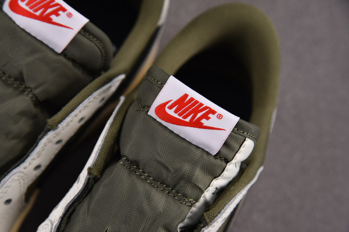 Kids Air Jordan 1 Retro Low OG SP Travis Scott Medium Olive DO5442-200