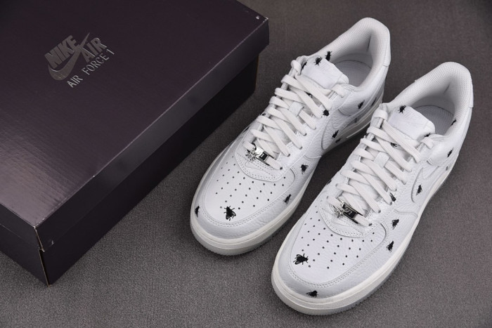 Nike Air Force 1 Low Retro Houseflies IM3081-100