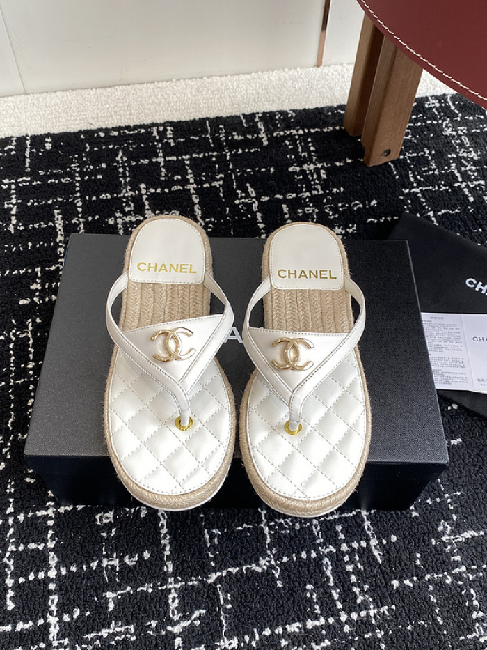 CHANE* SANDAL 24