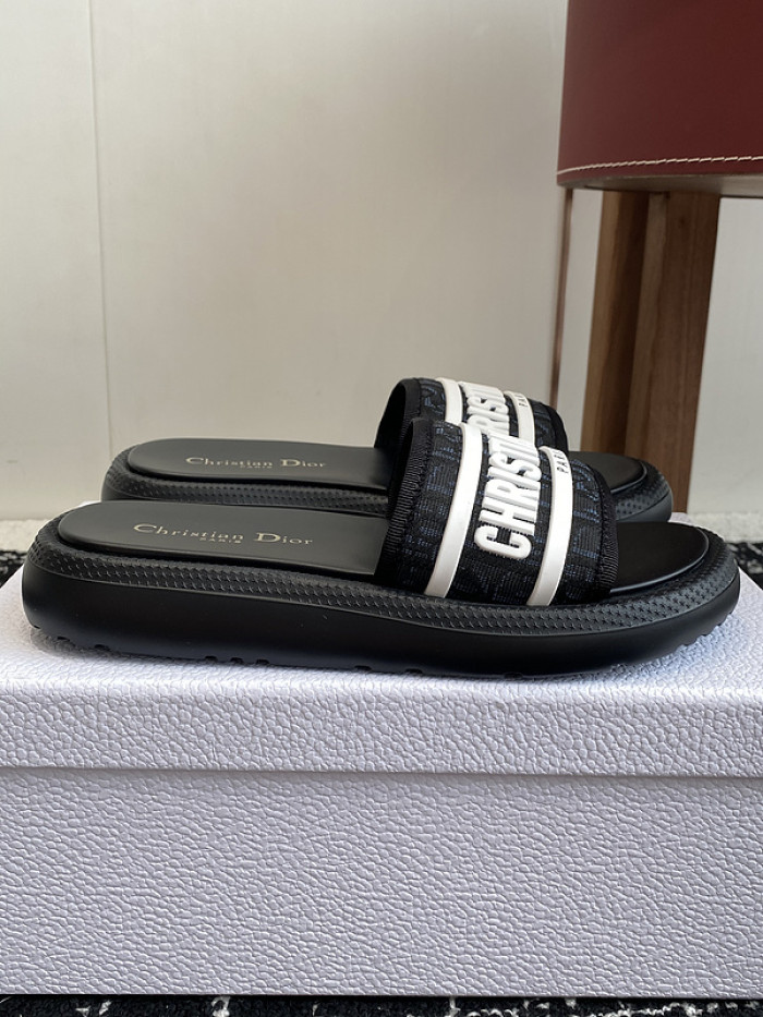 Dio*r sandal 61