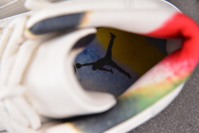 Air Jordan 11 Retro 285 IO8959-133