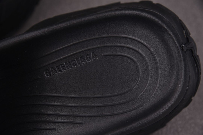 BALENCIAG* SANDAL 82