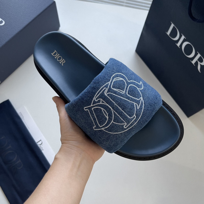 Dio*r sandal 42