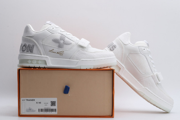 l&v snekaers l0000054