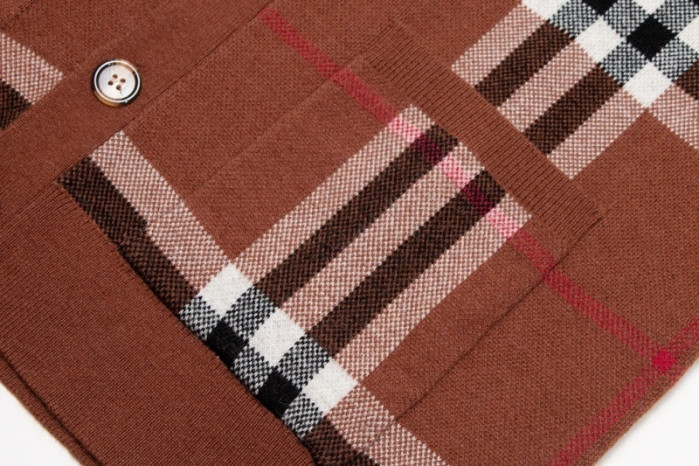 BURBER*Y sweater 72