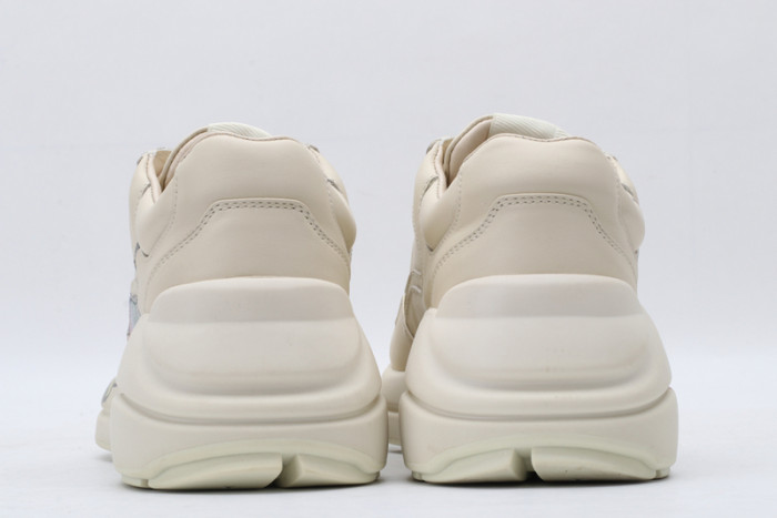 G*u*i* trainer sneaker30