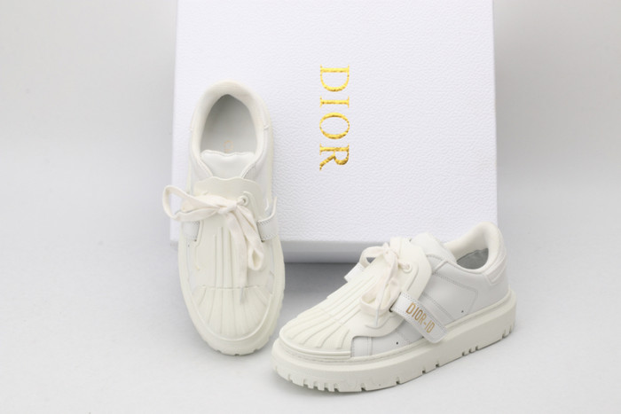 dio* sneakers t0000-029