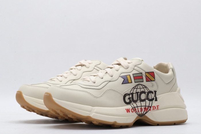G*u*i* trainer sneaker12