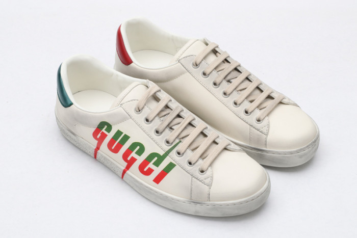 G*u*i* trainer sneaker51