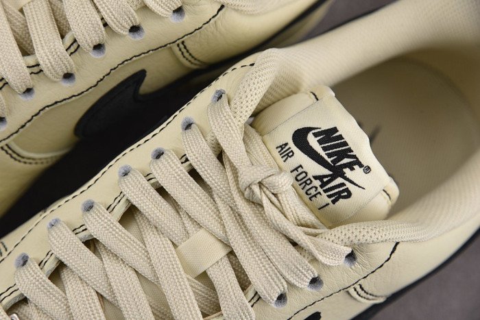 Nike Air Force 1 Low 