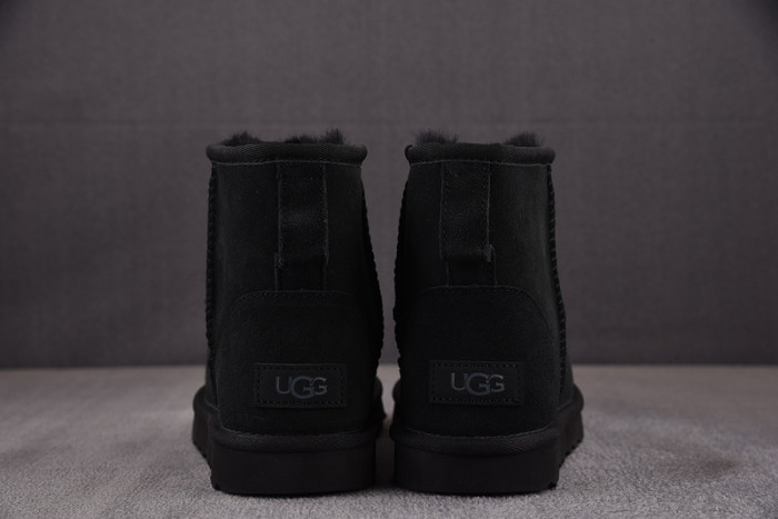 UGG BOOTS UGG000028