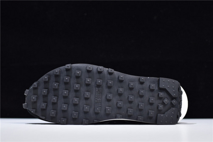 sacai x nike ldv waffle black bv0073-001