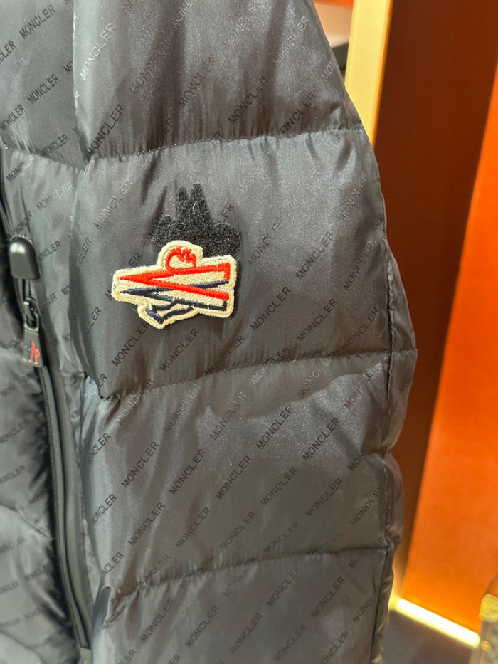 Moncler Down Jacket 63