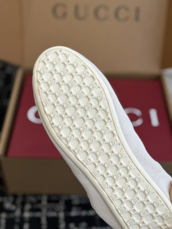 Gucc* Trainer Sneaker140